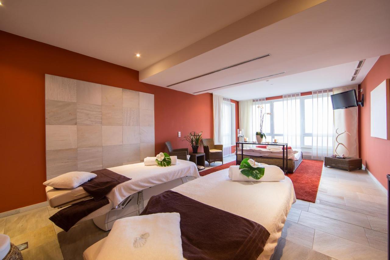 Strandhotel Duenenmeer - Adults Only 奥茨塞巴德·迪尔哈根 外观 照片