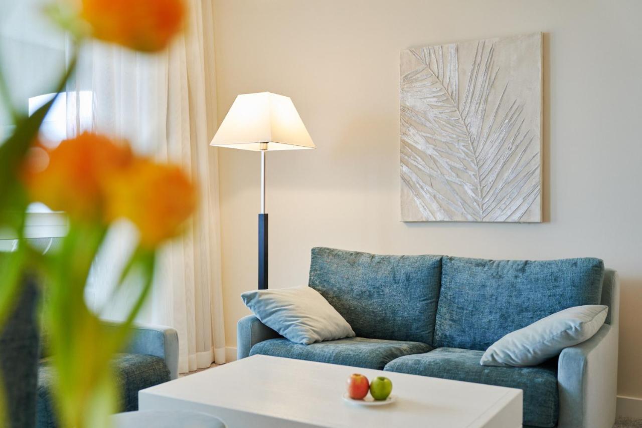 Strandhotel Duenenmeer - Adults Only 奥茨塞巴德·迪尔哈根 外观 照片