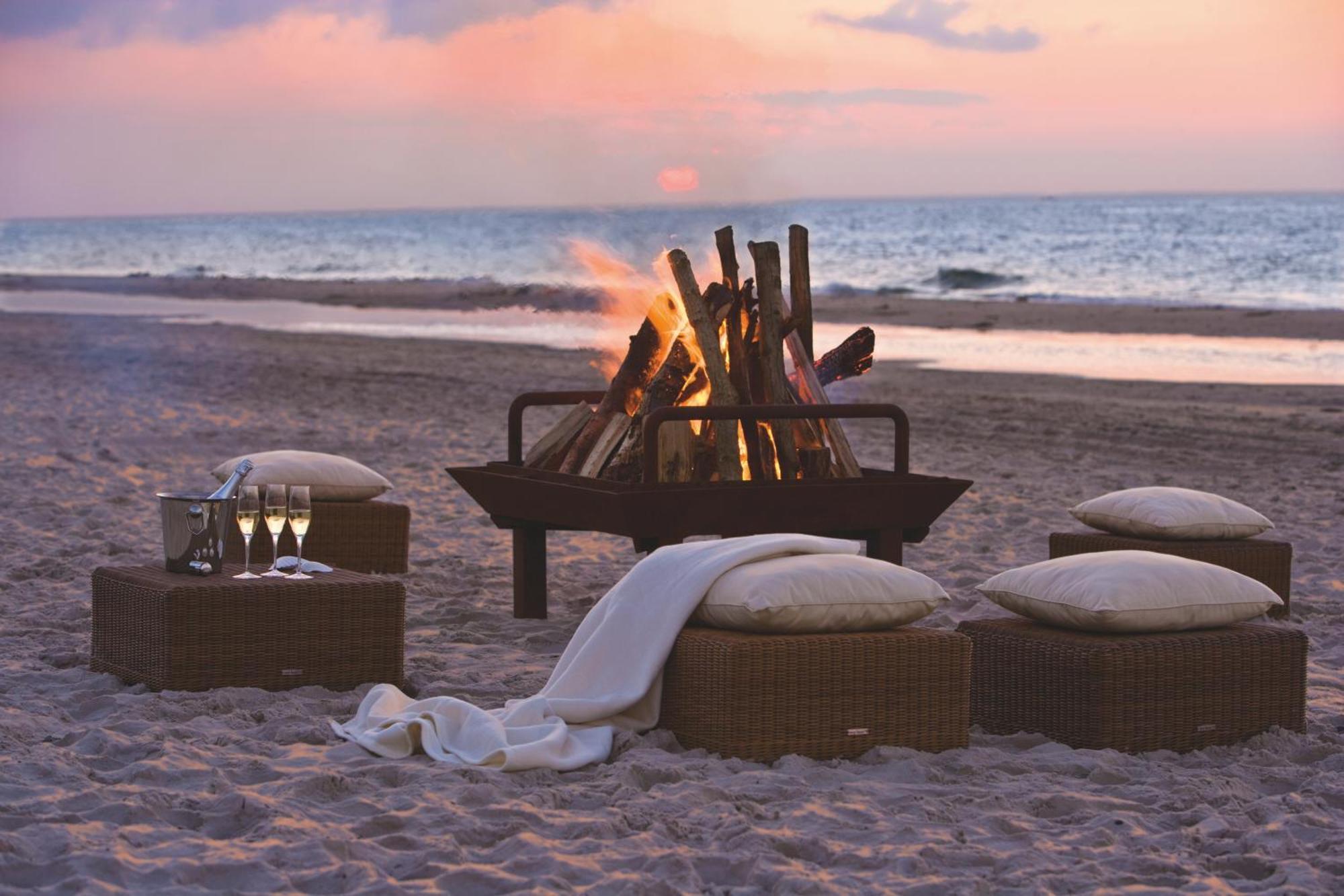 Strandhotel Duenenmeer - Adults Only 奥茨塞巴德·迪尔哈根 外观 照片